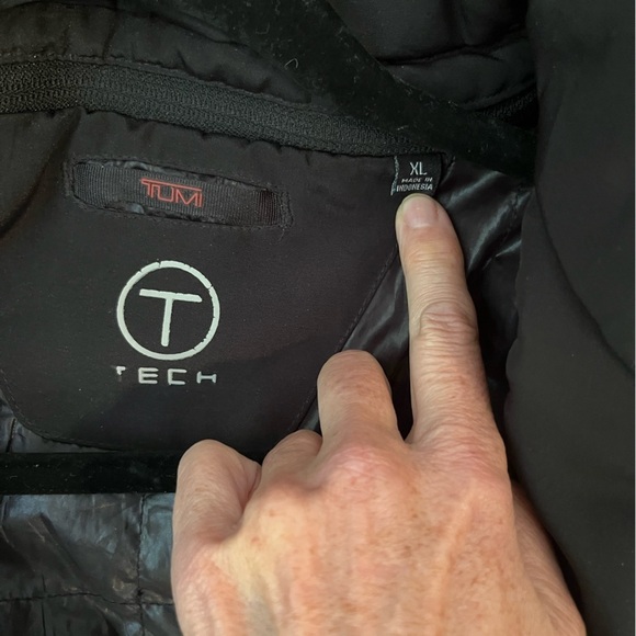 Tumi Tech Commuter Jacket Black With Hood Size XL - Picture 8 of 9